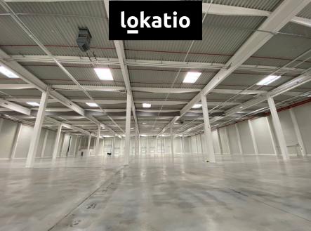Pronájem komerčního objektu, sklad, 4 323 m²