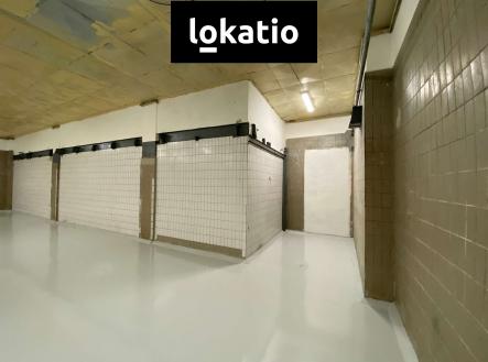 Pronájem - komerční objekt, sklad, 400 m²