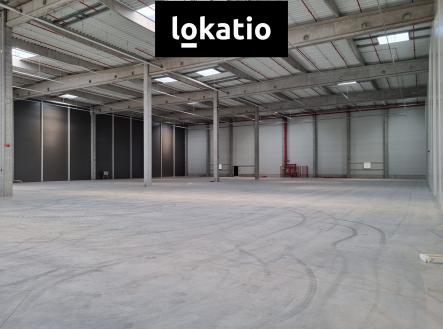 Pronájem - komerční objekt, sklad, 2 700 m²