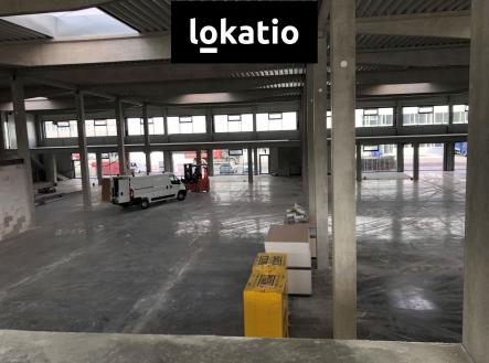 Pronájem komerčního objektu, sklad, 1 057 m²