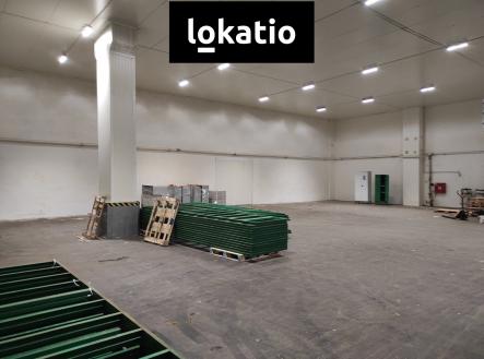 Pronájem - komerční objekt, sklad, 1 030 m²