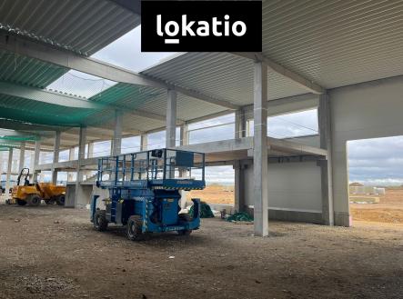 Pronájem komerčního objektu, sklad, 947 m²