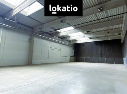 Pronájem komerčního objektu, sklad, 711 m²
