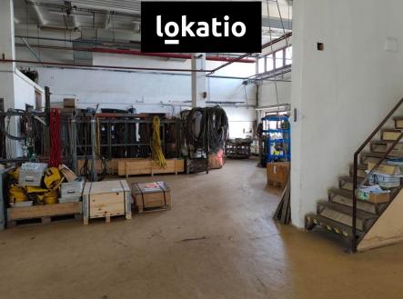 Pronájem komerčního objektu, sklad, 1 241 m²