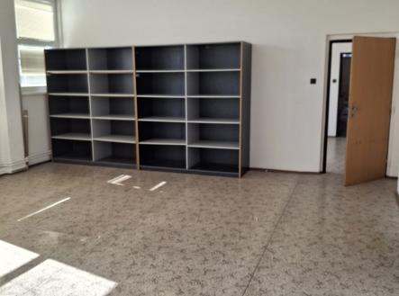 Pronájem komerčního objektu, sklad, 330 m²