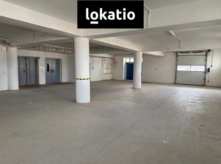 Pronájem komerčního objektu, sklad, 3 000 m²