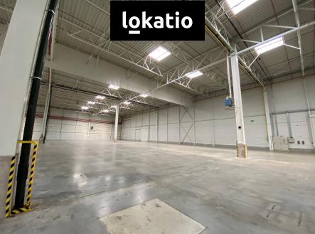 Pronájem komerčního objektu, sklad, 3 920 m²