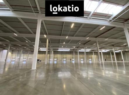 Pronájem komerčního objektu, sklad, 11 400 m²