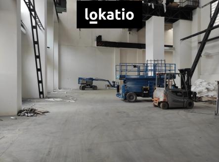 Pronájem komerčního objektu, sklad, 2 465 m²