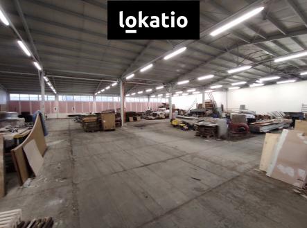 Pronájem komerčního objektu, sklad, 1 500 m²