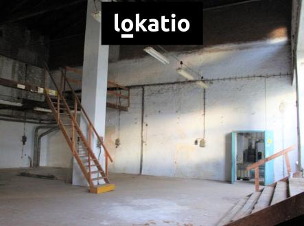 Pronájem komerčního objektu, sklad, 396 m²