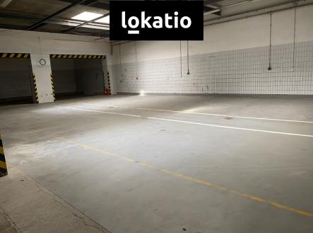 Pronájem komerčního objektu, sklad, 1 864 m²