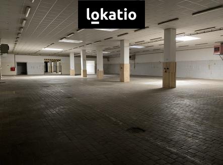 Pronájem komerčního objektu, sklad, 1 864 m²