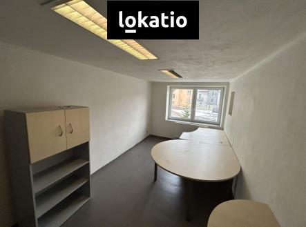 Pronájem komerčního objektu, sklad, 82 m²