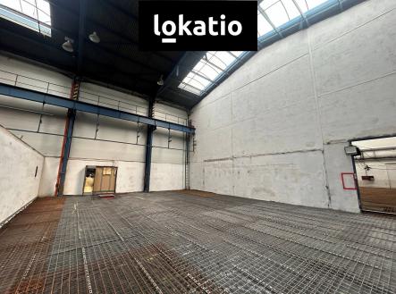 Pronájem komerčního objektu, výroba, 862 m²