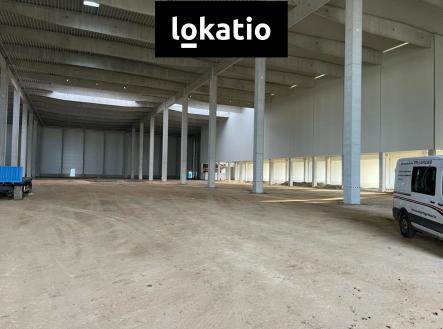 Pronájem komerčního objektu, sklad, 4 000 m²