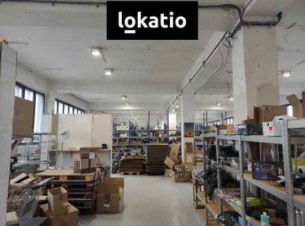 Pronájem komerčního objektu, sklad, 715 m²