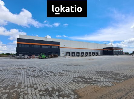 Pronájem komerčního objektu, sklad, 12 100 m²