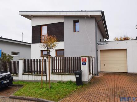 Pronájem domu/vily, 142 m²