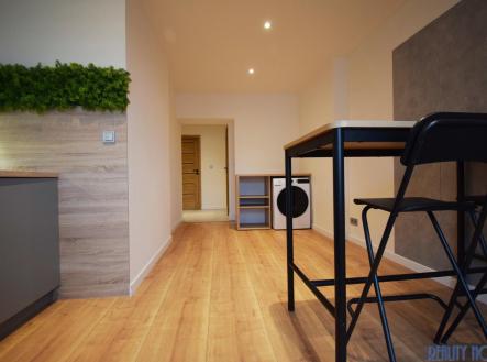 Pronájem bytu, 2+1, 70 m²