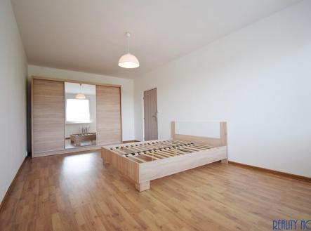 Pronájem bytu, 1+1, 42 m²