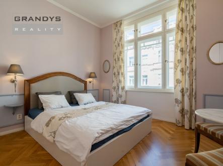 Pronájem bytu, 1+kk, 22 m²