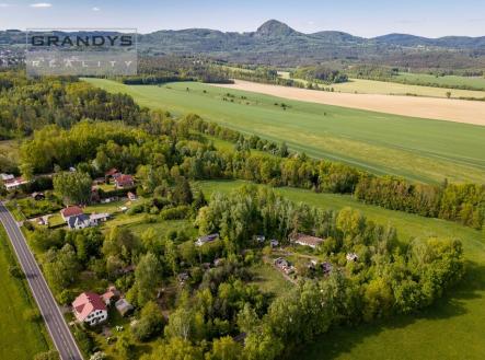 Prodej pozemku pro komerční výstavbu, 17 028 m²