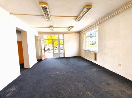 Pronájem skladu, 280 m²