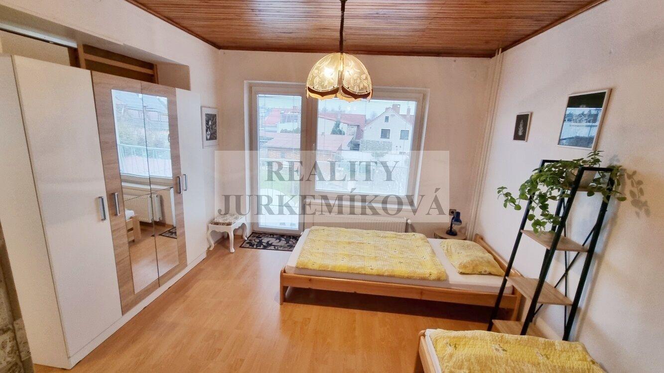 Pronájem zařízeného bytu 2+1 v RD, Dobrá Voda