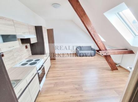 Pronájem bytu, 2+kk, 42 m²