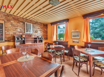 Prodej - restaurace, 340 m²