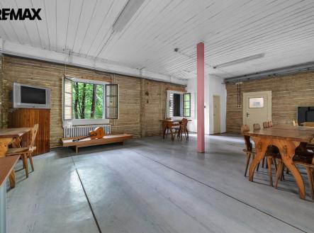 Prodej hotel, 900 m²