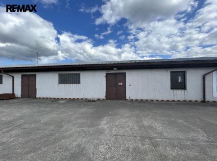 Pronájem skladovací prostor, 430 m²