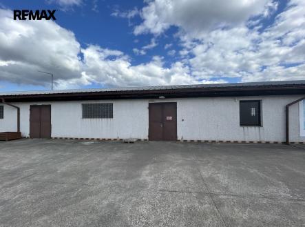Pronájem skladovací prostor, 430 m²