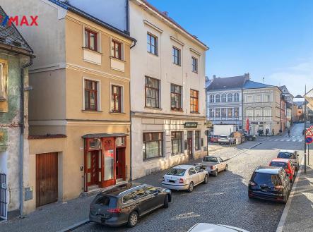 Prodej nájemního domu, 275 m²