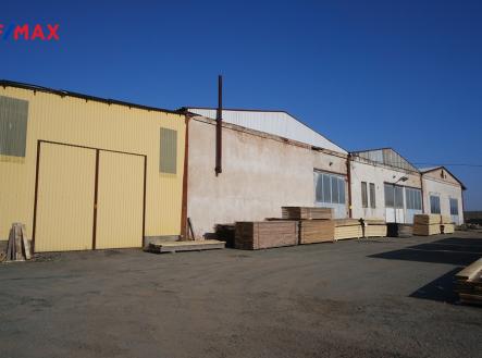 Prodej skladovací prostor, 2 550 m²