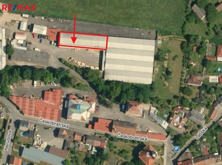 Pronájem - skladovací prostor, 687 m²