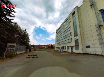 Pronájem - kanceláře, 260 m²