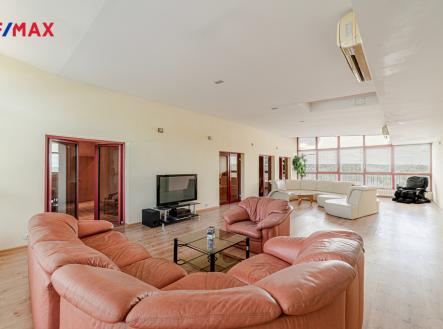 Prodej restaurace, 595 m²