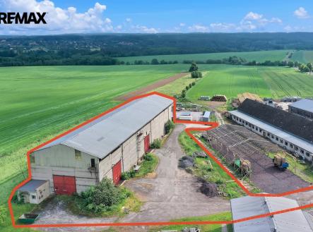 Prodej skladu, 1 400 m²