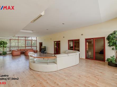 Prodej hotel, 595 m²