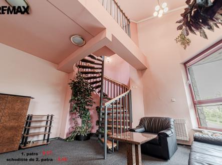 Prodej hotel, 595 m²