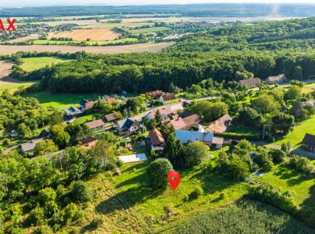 Prodej pozemku pro bydlení, 2 594 m² obrázek