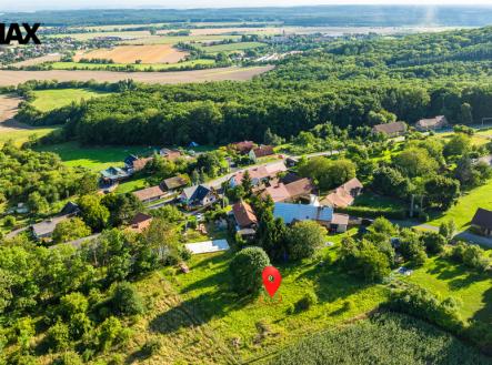 Prodej pozemku pro bydlení, 2 594 m² obrázek