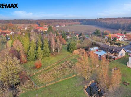 Prodej pozemku pro bydlení, 1 616 m²