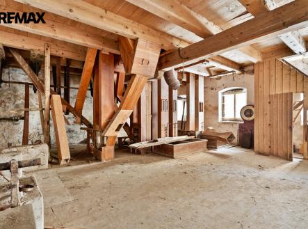 Prodej hotel, 614 m²