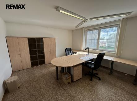 Pronájem kanceláře, 62 m²