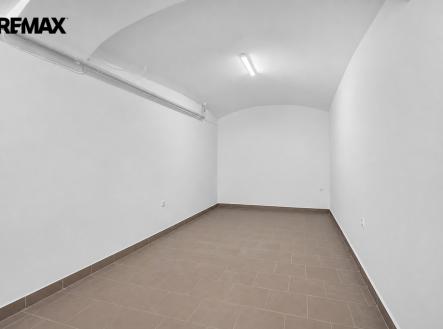 Pronájem obchodní prostor, 78 m²