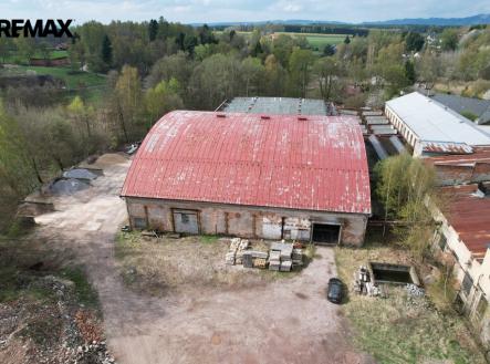 Pronájem skladovací prostor, 1 520 m²