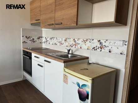 Pronájem bytu, 1+kk, 30 m²